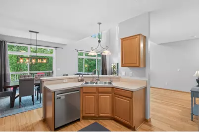 637 Crane Creek Lane, Eagan, MN 55121 - Photo 13