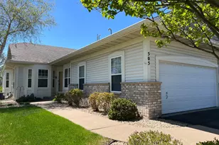 505 Holly Ln N, Oakdale, MN 55128 - Photo 3