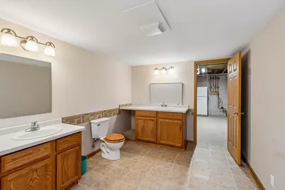 505 Holly Lane N, Oakdale, MN 55128 - Photo 29