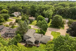 6620 Limerick Ln, Edina, MN 55439 - Photo 5
