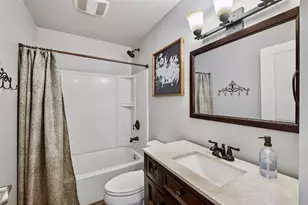 626 Hillside Dr, Eagan, MN 55121 - Photo 19