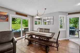 626 Hillside Dr, Eagan, MN 55121 - Photo 3