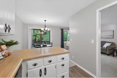2615 Sumac Court, White Bear Lake, MN 55110 - Photo 13