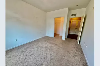 619 8th Street SE #309, Minneapolis, MN 55414 - Photo 17