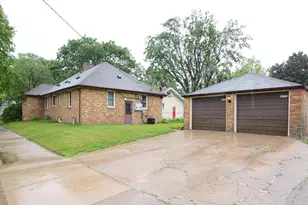 4255 Thomas Ave N, Minneapolis, MN 55412 - Photo 29