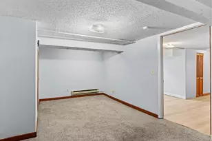 4255 Thomas Ave N, Minneapolis, MN 55412 - Photo 17