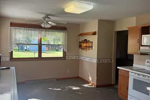 2216 3rd St E, Menomonie, WI 54751 - Photo 13