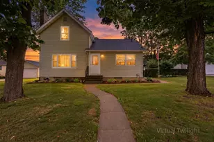 2216 3rd St E, Menomonie, WI 54751 - Photo 1