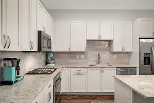 1240 S 2nd St, Minneapolis, MN 55415 - Photo 5