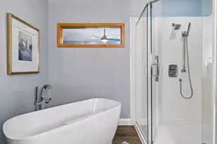 290 Grace Pointe Ct, Wayzata, MN 55391 - Photo 31