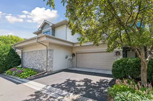 290 Grace Pointe Ct, Wayzata, MN 55391 - Photo 1