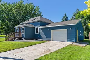 451 Birch Ave W, Hector, MN 55342 - Photo 3