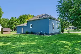 451 Birch Ave W, Hector, MN 55342 - Photo 7