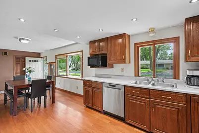 10021 Redwood Street NW, Coon Rapids, MN 55433 - Photo 5