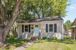 2047 Minnehaha Ave E, Saint Paul, MN 55119 - Photo 1
