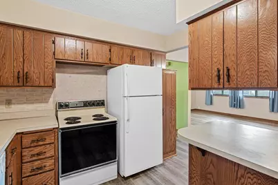 4793 Avon Street, Shoreview, MN 55126 - Photo 7