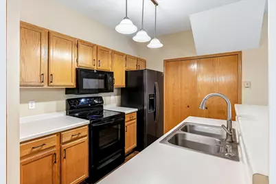 8450 Kimball Drive, Eden Prairie, MN 55347 - Photo 3