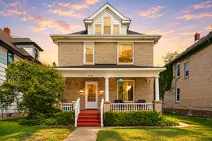 1123 5th St NE, Minneapolis, MN 55413 - Photo 1