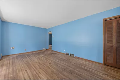 8126 Northern Drive, Crystal, MN 55427 - Photo 5