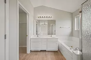 5135 Holly Ln N, Plymouth, MN 55446 - Photo 21