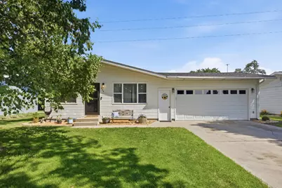 428 Brook Avenue, Moorhead, MN 56560 - Photo 1