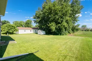 805 6th St NE, Stewartville, MN 55976 - Photo 5