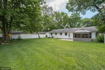 1506 James Drive, North Mankato, MN 56003 - Photo 7