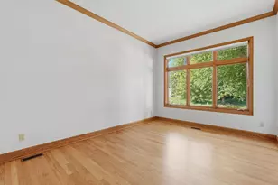 9272 Duckwood Trail, Woodbury, MN 55125 - Photo 5