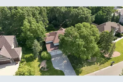 9272 Duckwood Trail, Woodbury, MN 55125 - Photo 33
