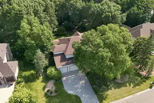 9272 Duckwood Trail, Woodbury, MN 55125 - Photo 33