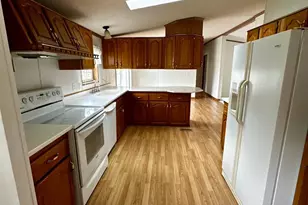 800 Montana Ave, Benson, MN 56215 - Photo 13