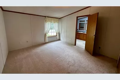 800 Montana Avenue, Benson, MN 56215 - Photo 23