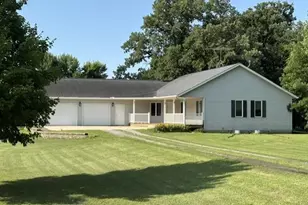 33850 98th St, Waseca, MN 56093 - Photo 1