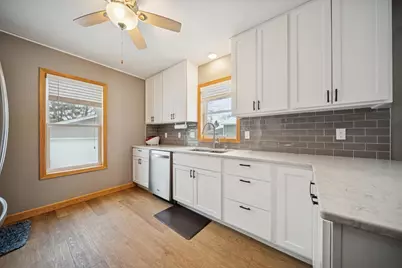 704 Broadway Street, Cleveland, MN 56017 - Photo 5