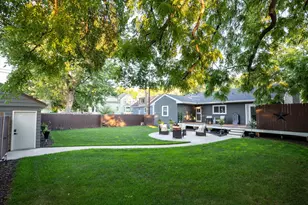 615 Vine St, Hudson, WI 54016 - Photo 25