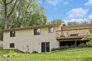 12216 Pioneer Rd, Minnetonka, MN 55343 - Photo 31