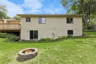 12216 Pioneer Rd, Minnetonka, MN 55343 - Photo 15