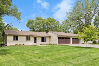 12216 Pioneer Road, Minnetonka, MN 55343 - Photo 17