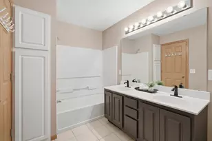 537 Woodduck Dr, Woodbury, MN 55125 - Photo 19