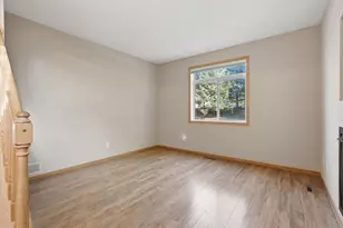 537 Woodduck Dr, Woodbury, MN 55125 - Photo 3