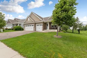 601 Stonegate Cir, Waconia, MN 55387 - Photo 3