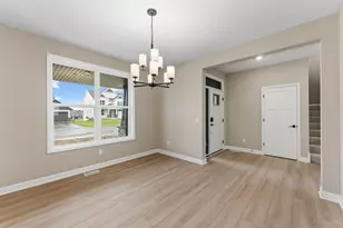 8593 183rd St W, Lakeville, MN 55044 - Photo 5