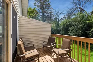 4316 Thornhill Ln, Vadnais Heights, MN 55127 - Photo 5