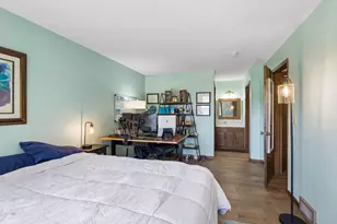 4316 Thornhill Ln, Vadnais Heights, MN 55127 - Photo 13