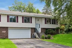 4316 Thornhill Ln, Vadnais Heights, MN 55127 - Photo 1