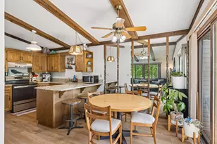 4316 Thornhill Ln, Vadnais Heights, MN 55127 - Photo 9