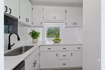 19 S 1st Street #B305, Minneapolis, MN 55401 - Photo 3