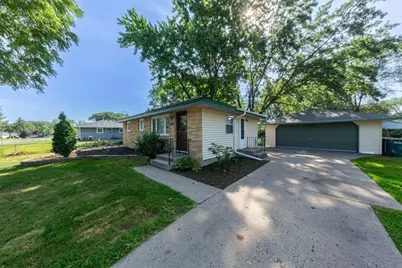 11157 Madison Street NE, Blaine, MN 55434 - Photo 5