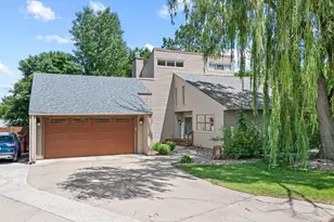 709 Sunrise Blvd, Redwood Falls, MN 56283 - Photo 1