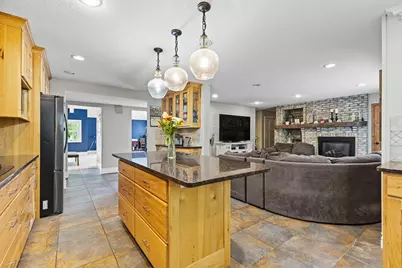 709 Sunrise Boulevard, Redwood Falls, MN 56283 - Photo 21